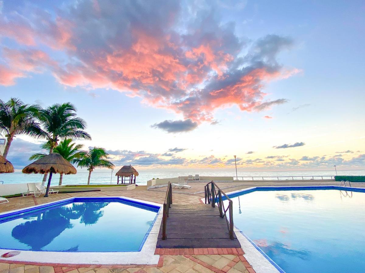 Apartment On The Beach With Terrace Ocean View, Brisas Cancun 01 By Beach & Ocean Apartments Екстериор снимка